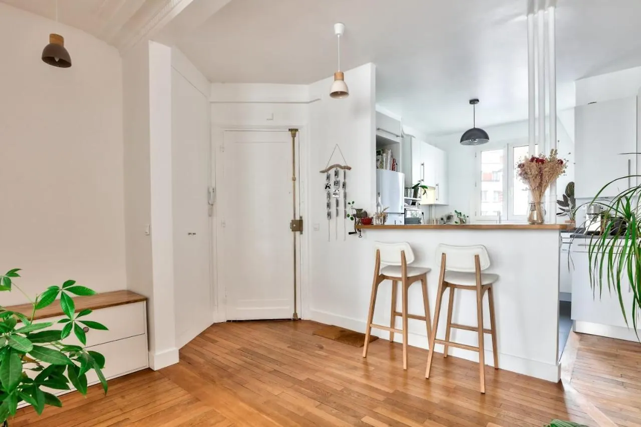 Nice Apartment For 4 People - Paris 14 0*,  Francja